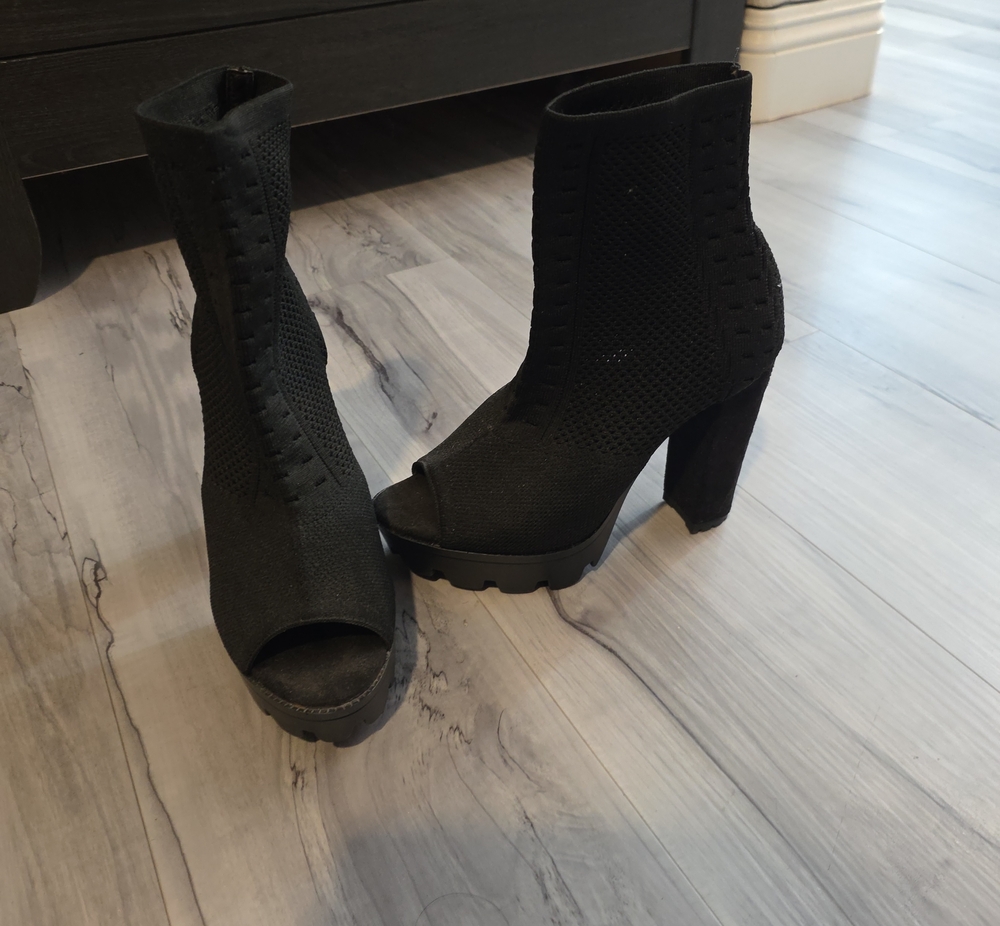 Black Peep-Toe High Heel Ankle Boots